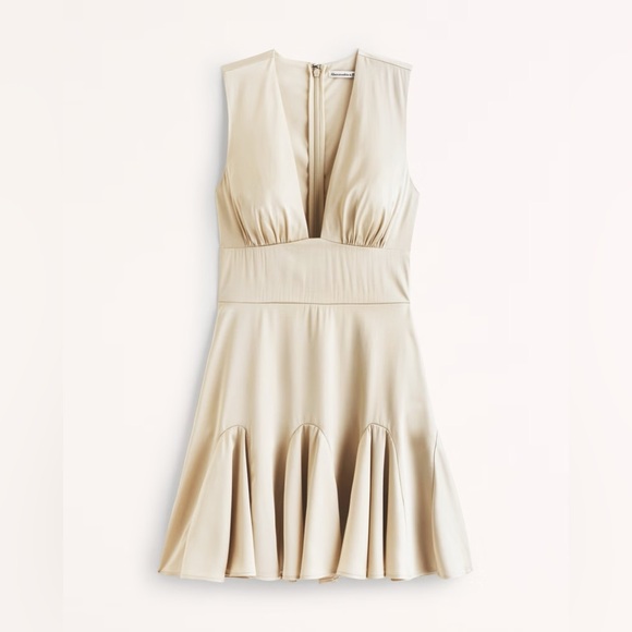 Abercrombie & Fitch Plunge Satin Mini Dress Small - Picture 1 of 4